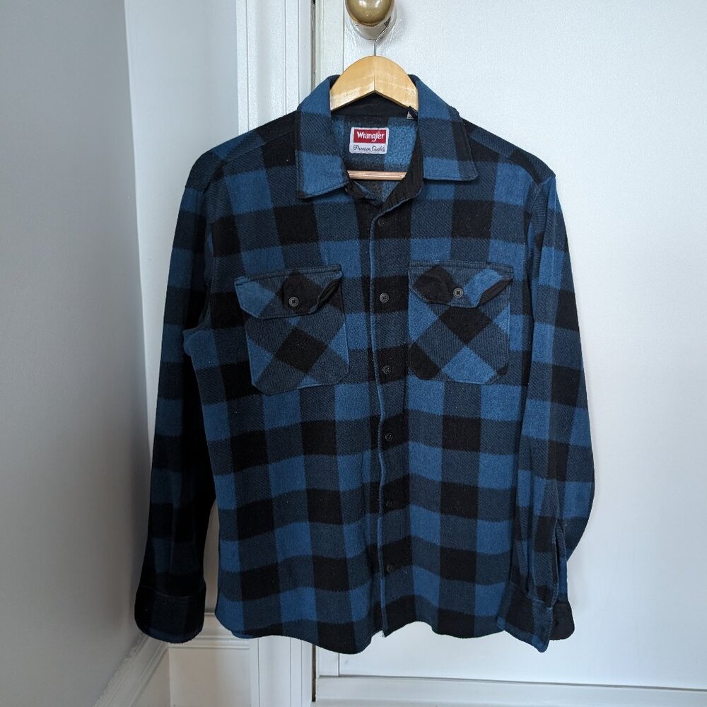 Wrangler Men's Plaid Fleece Button-up Long Sleeve shirt (Blue-Black) (Medium)